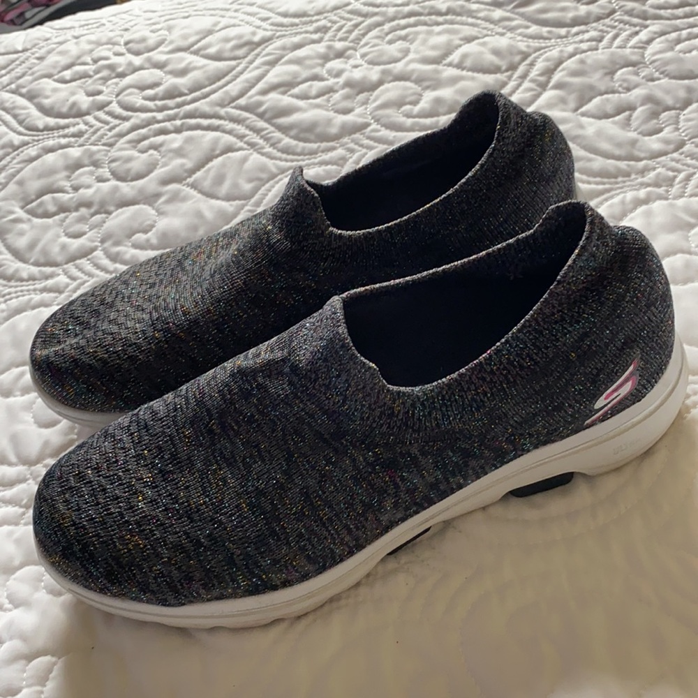 Skechers GO GO MAT AIR COOLED SLIP ON SNEAKERS-10